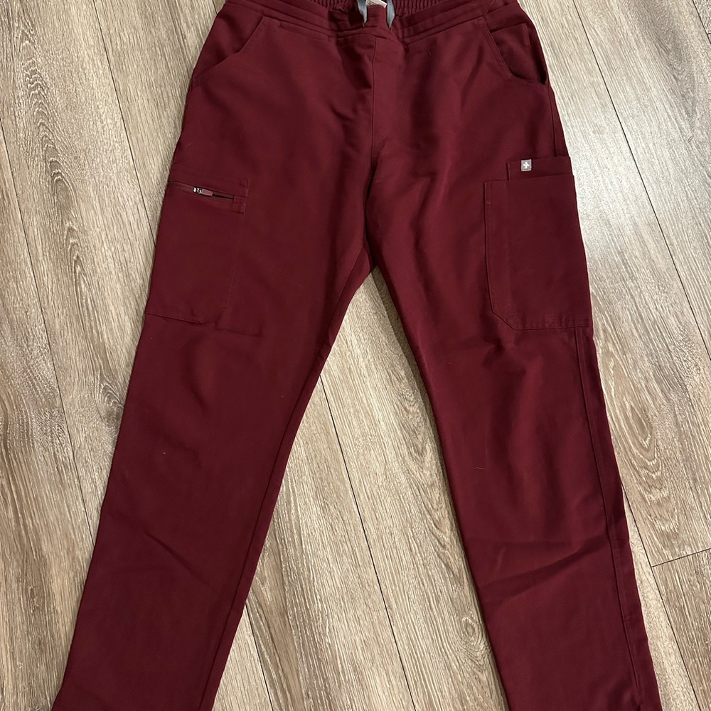 Figs Women's Burgundy Scrub Pants